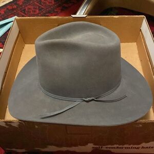 Resistol Vintage/ Granite grey cowboy Hat 7-1/8   xxxx in box looks new!